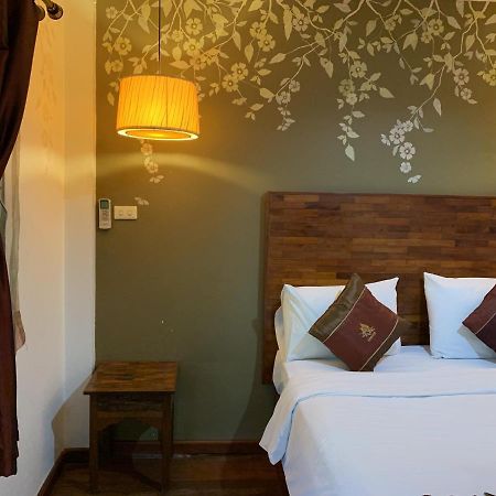 Thapae Boutique House Hotel Chiang Mai Exterior photo